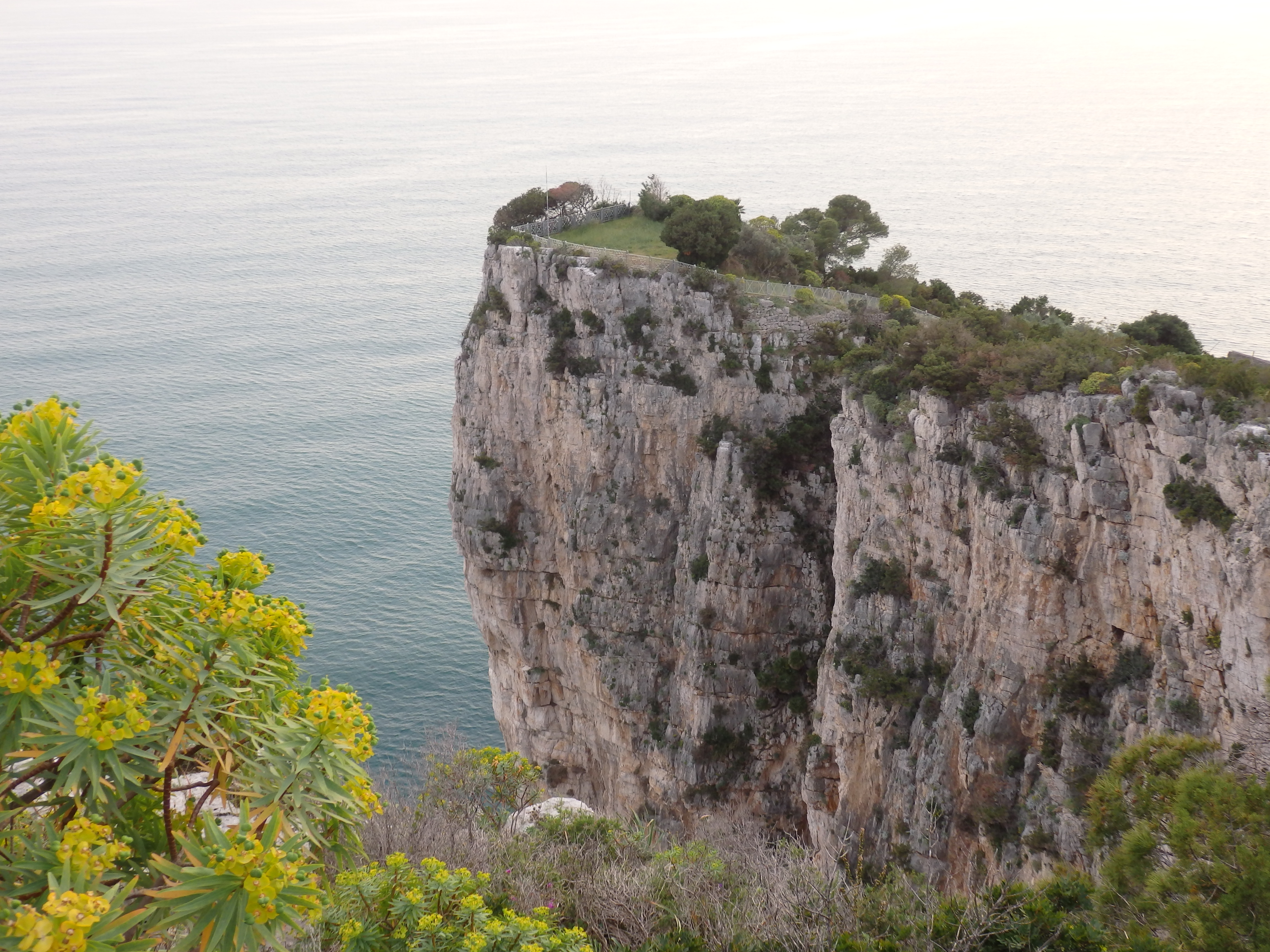 Montagna Spaccata & the Grotta del Turco
